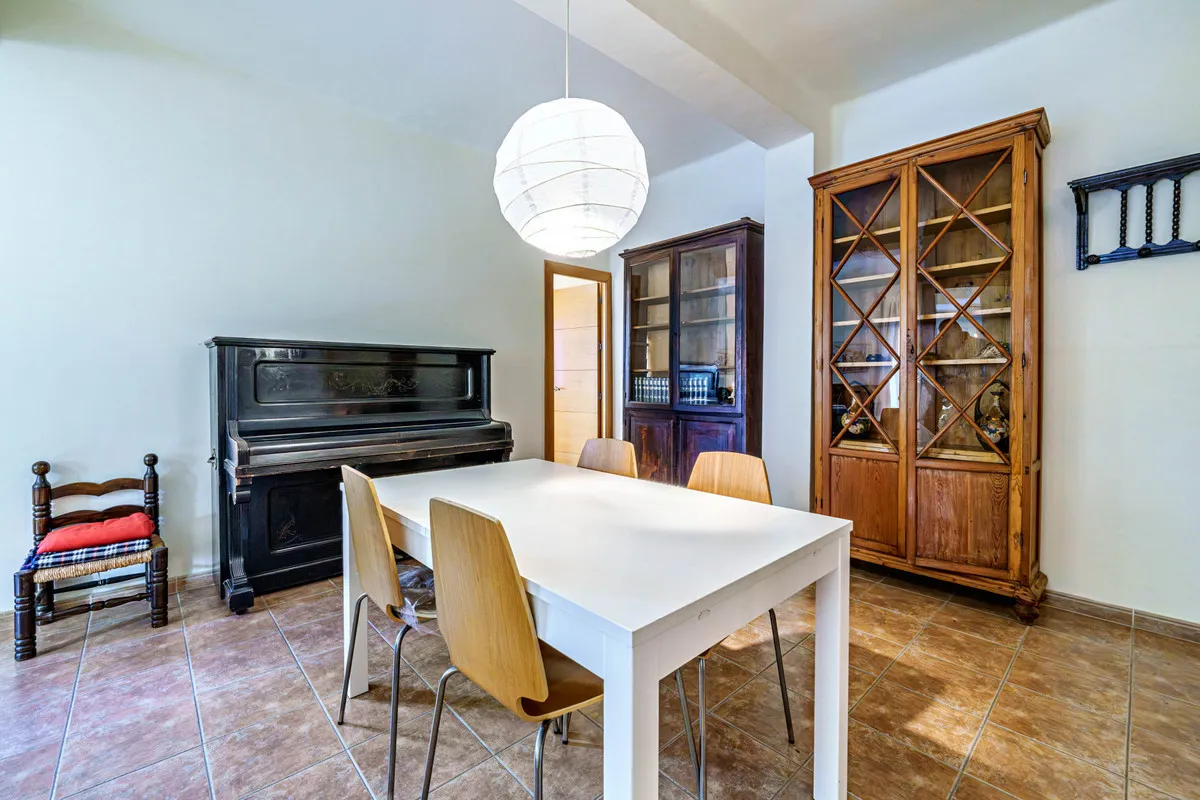 3a693b90-1828-4df9-b40c-ee60dff26e90