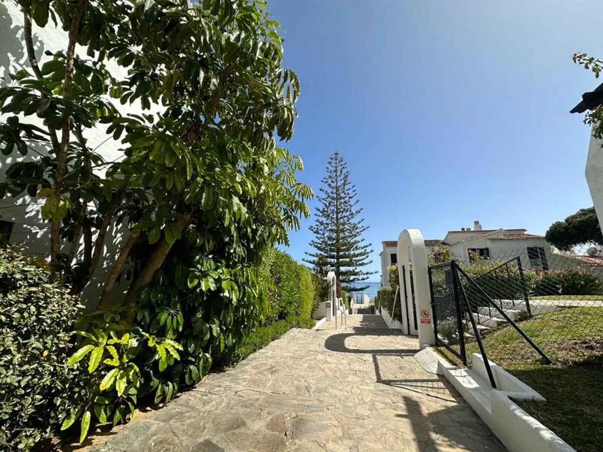 8836b074-7146-44c5-aba4-ecfd6e4a9a97