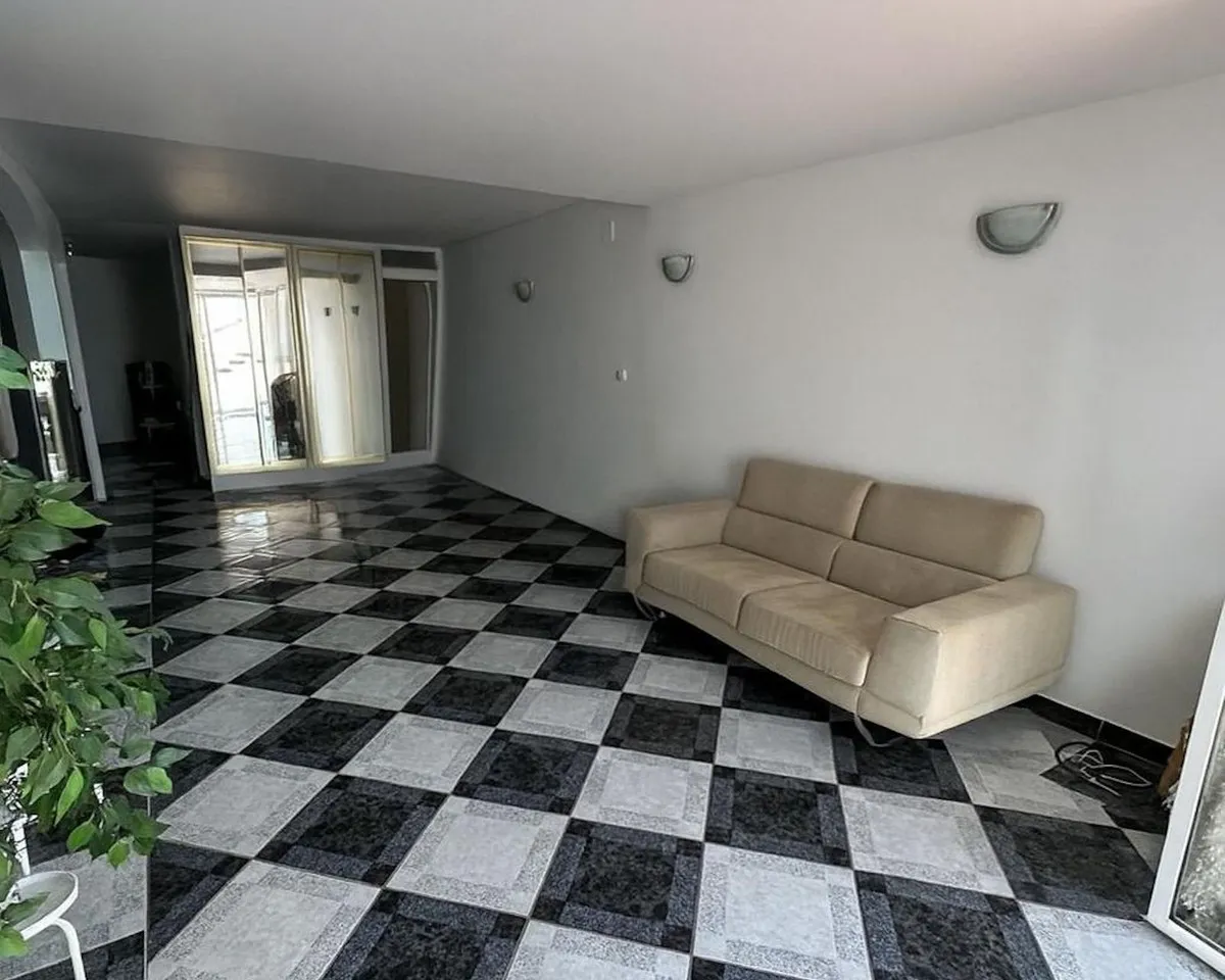 a6fa177c-7180-4442-9f25-a1034bcc04e8