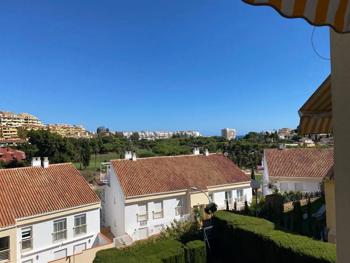 1b16d4fb-7015-46bf-86d8-8c249c9664bb