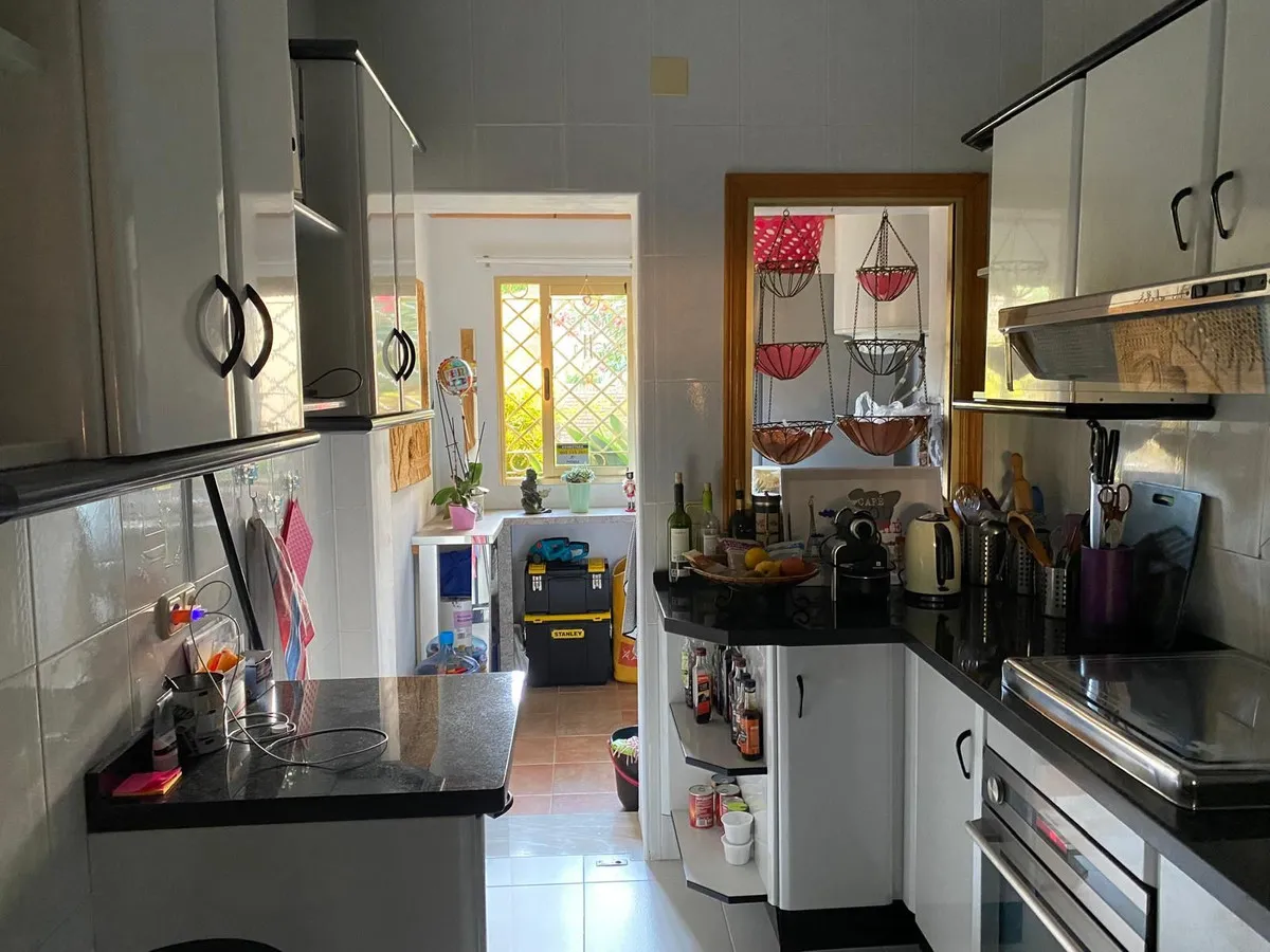 5b89f1d9-7fdd-4807-bcd8-3ff3b59cba98