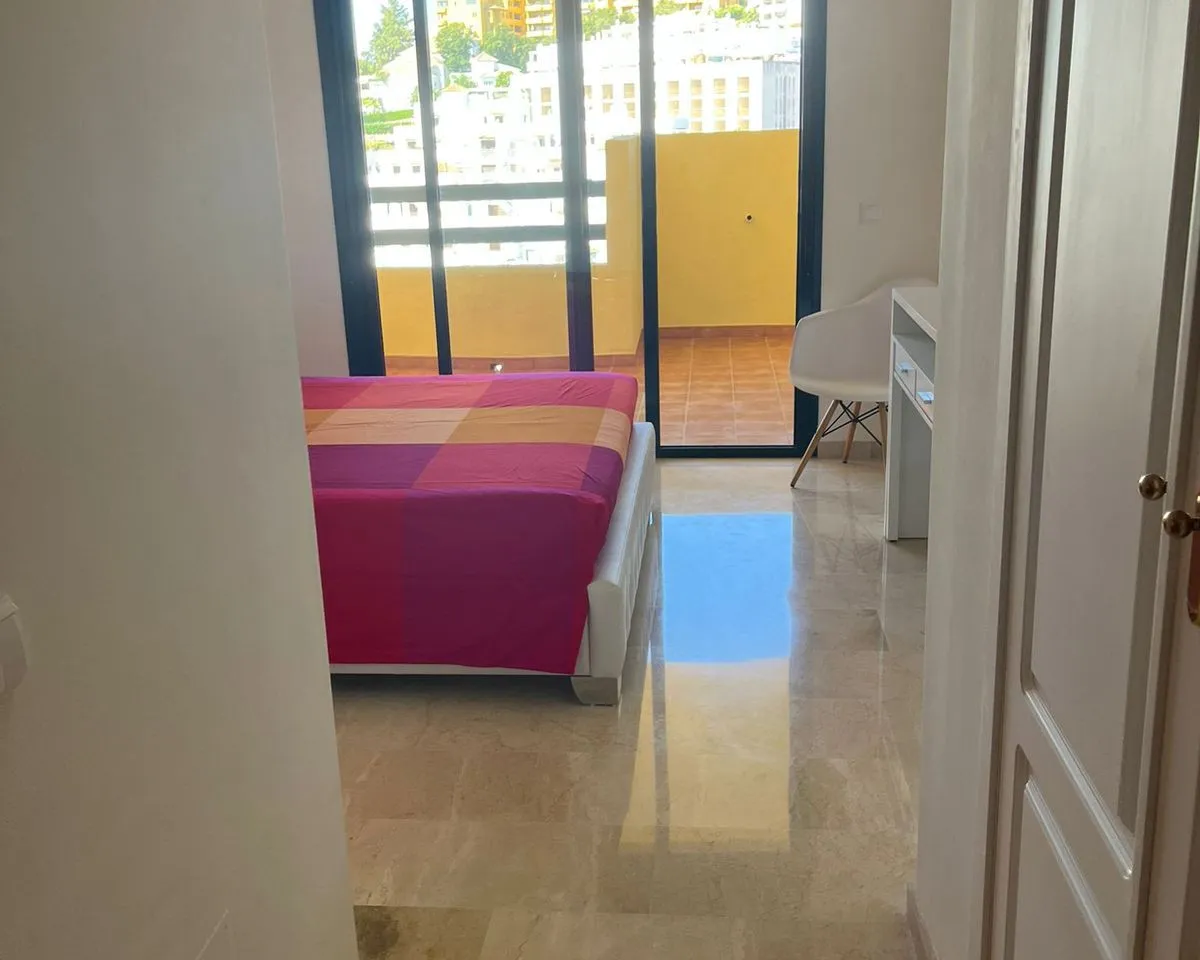 09296b62-495c-4e21-8b30-97f7e3d4547d