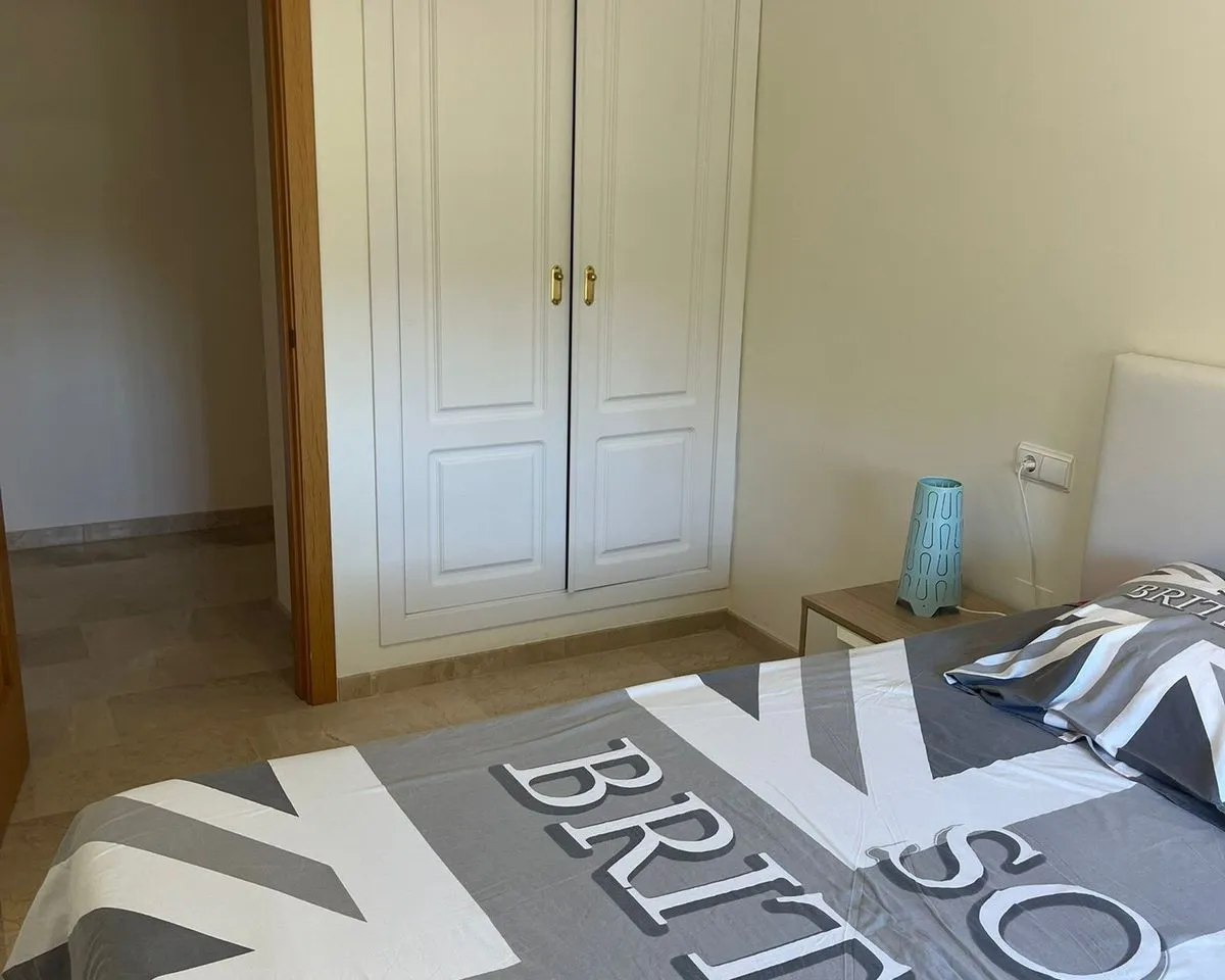 ca75c2b5-6ce1-4644-80d1-c8955bf30f70