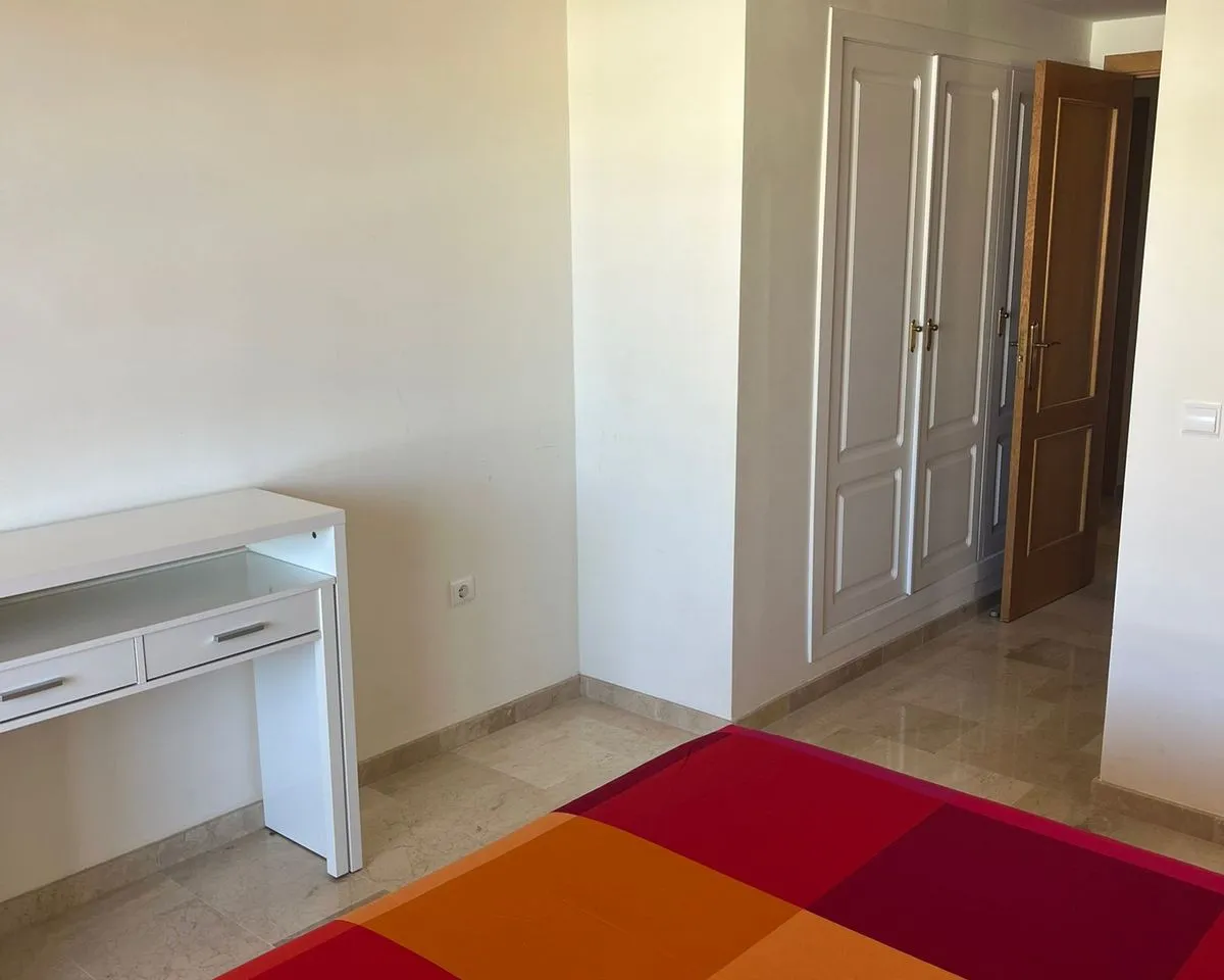 d40e1053-c8d4-471b-8bc2-888a88394dd8