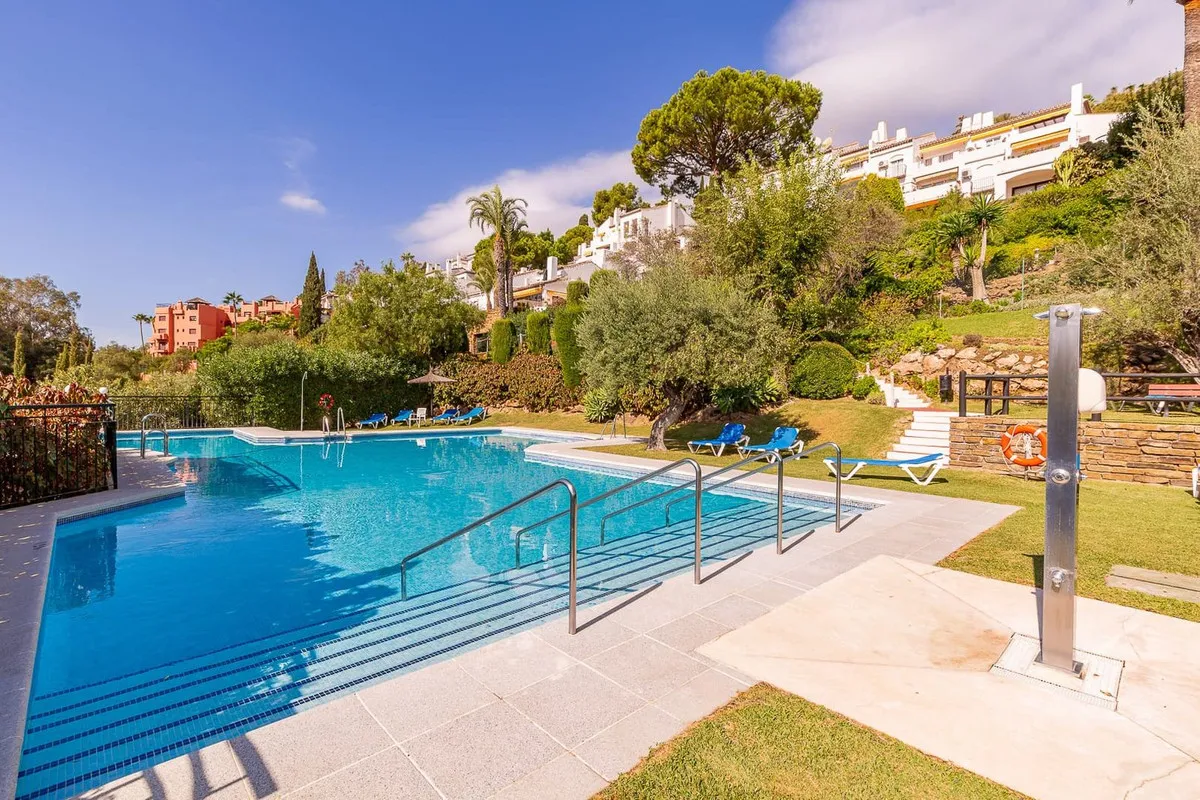 02bd11b7-6151-4aa8-8ca3-d737aca276b4