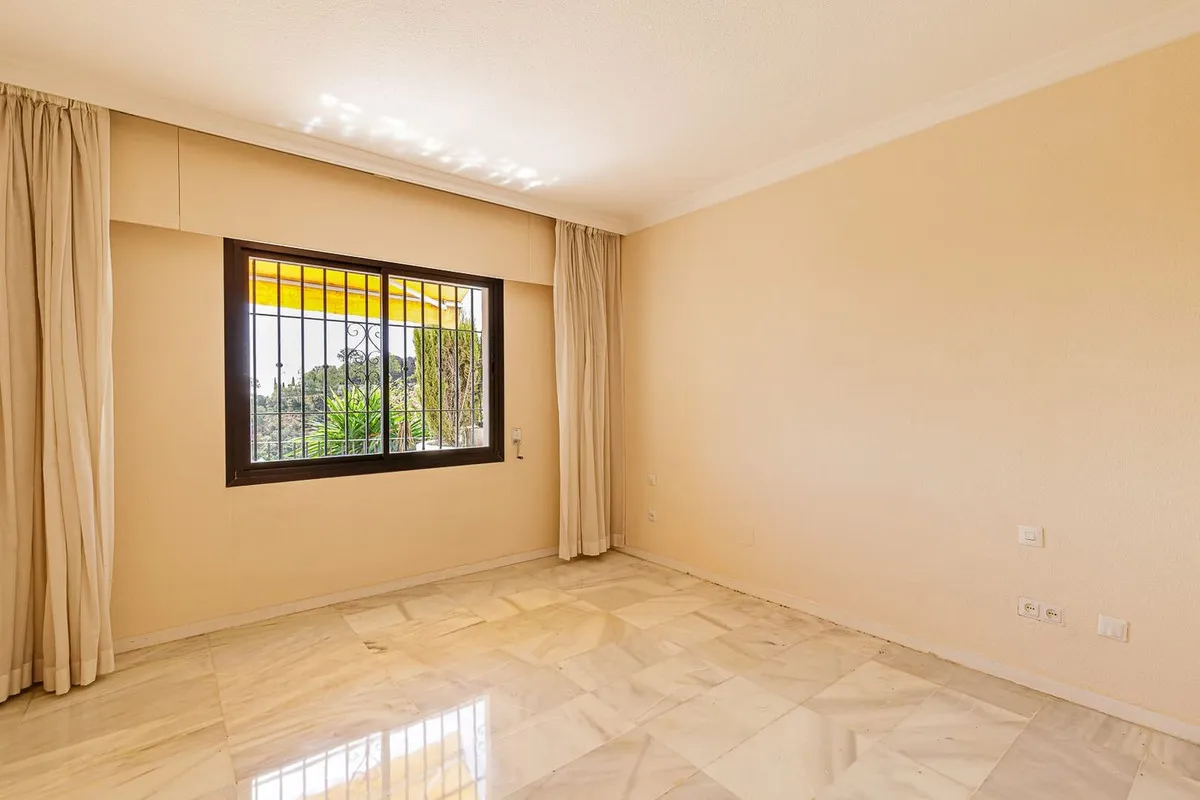 22eaa122-16b9-42c6-ae7b-0f3f836f32ee