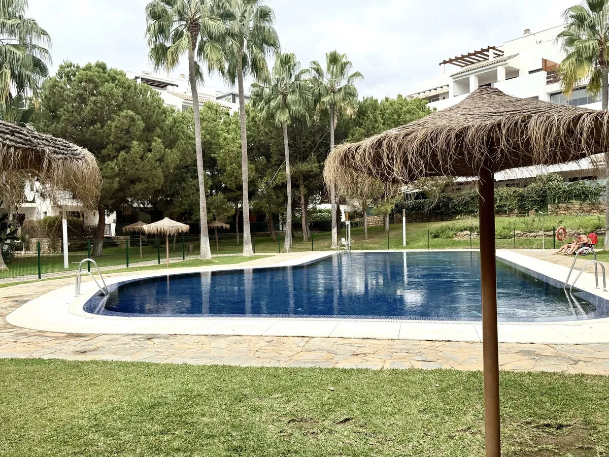 3b476422-66d1-4a37-a66b-fd39162c0085