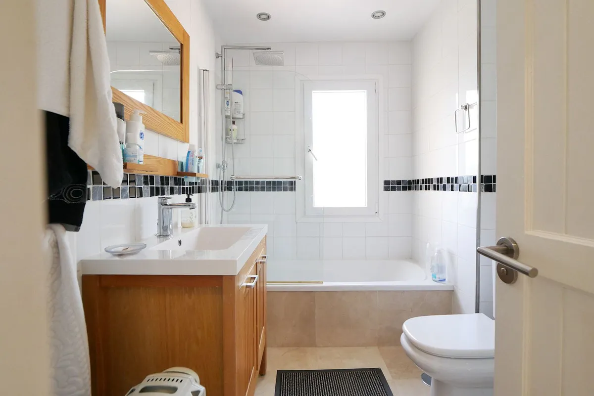 64240393-95ad-4a4f-b71f-f9626a3354a3