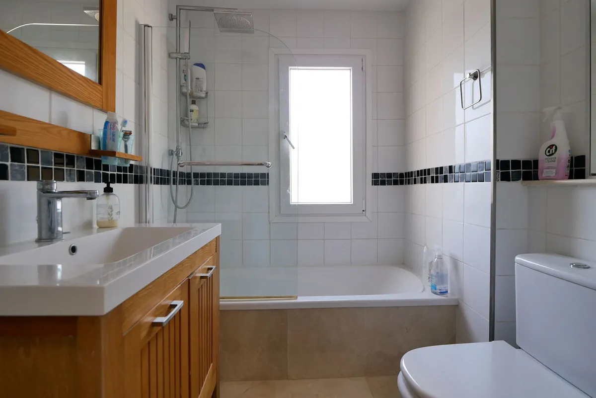 77b84fac-cc57-425e-84cd-20ae2b241428