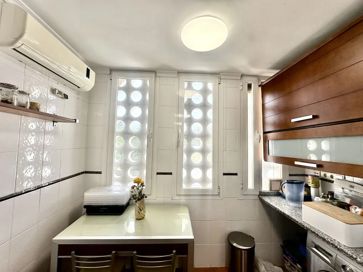 303a1155-0eac-4dc2-8ad5-79a7982e6759