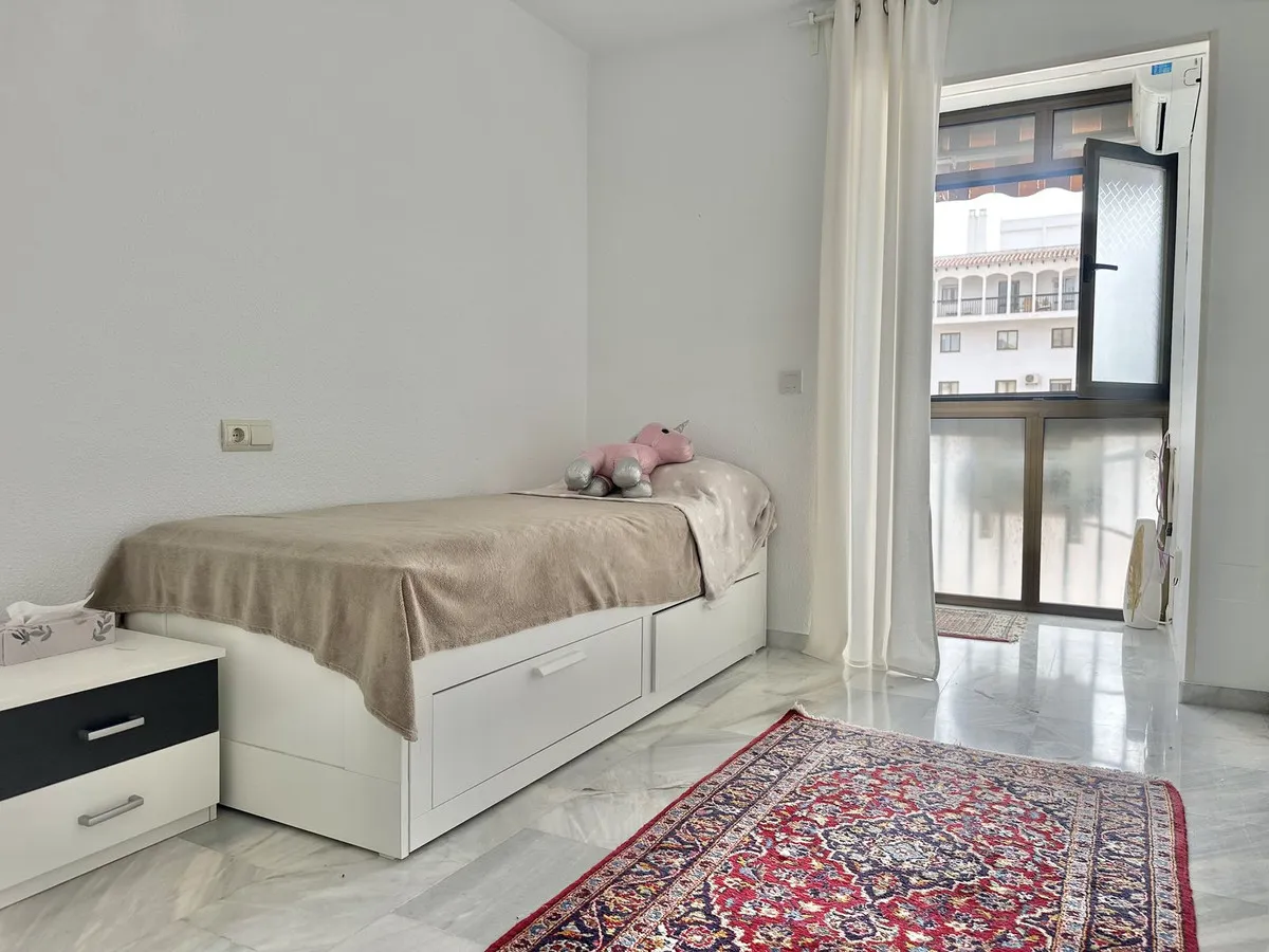 3806df66-4591-4561-83d8-de29923fed88