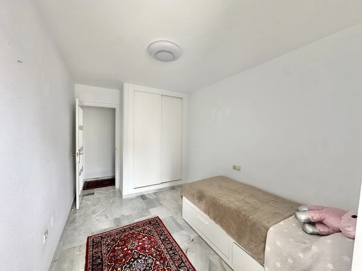 7ec0d0f1-33d7-493c-b528-d52e6ccf625d