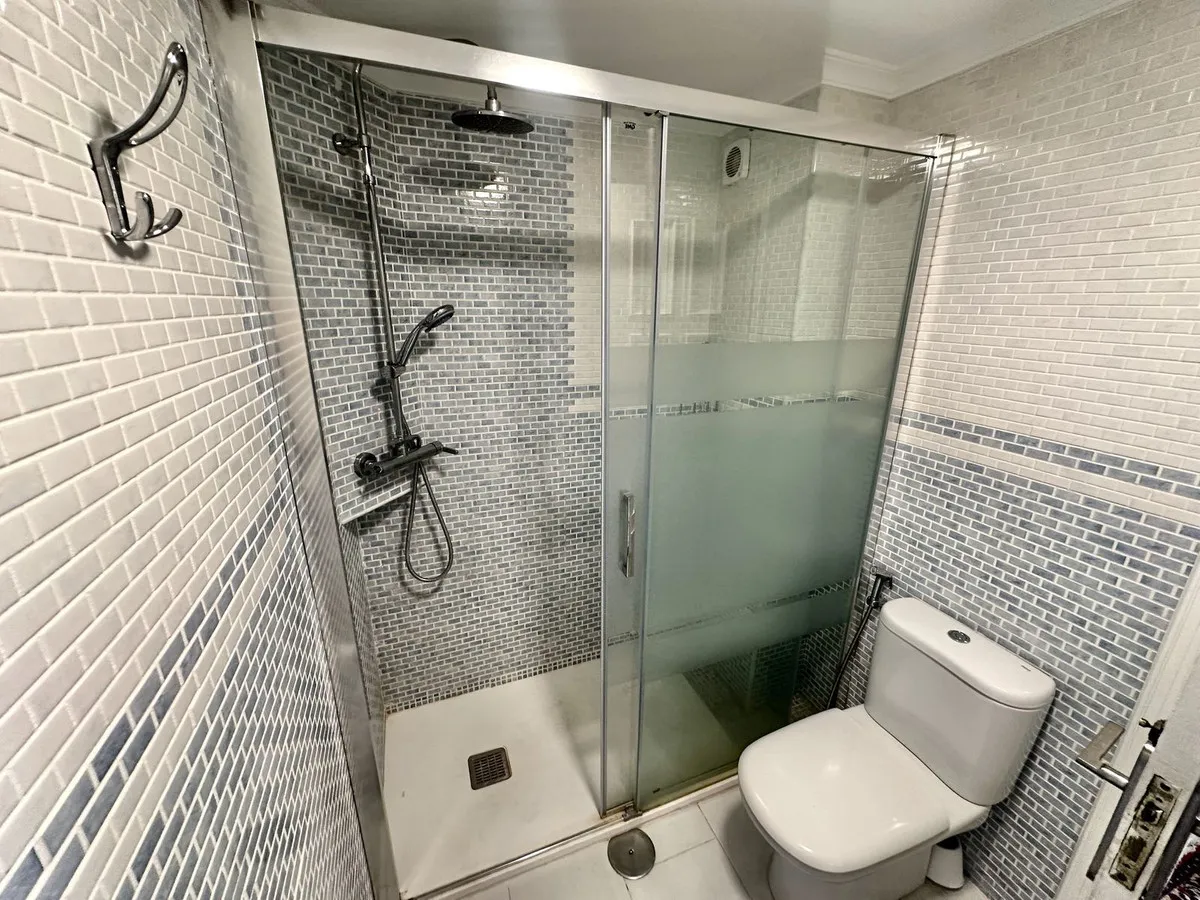 b952d7d9-e65b-4070-bdb5-02a93b8fef6e