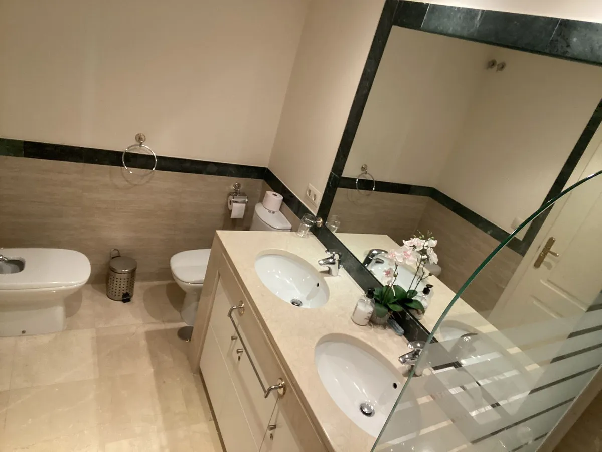 27d34940-8e52-4aee-b63c-383d1ed0e8c3