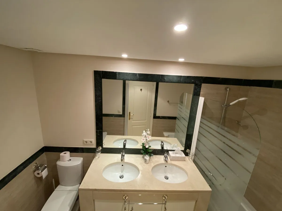 580a715d-33d5-4bd6-a859-9f65646f0ce3