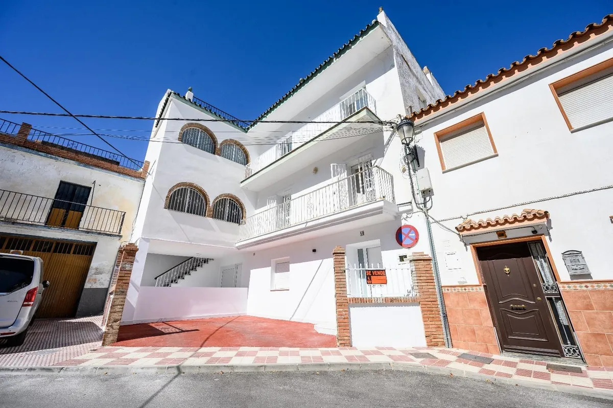 e531d07f-13e0-4e18-be0a-04a13ea39125