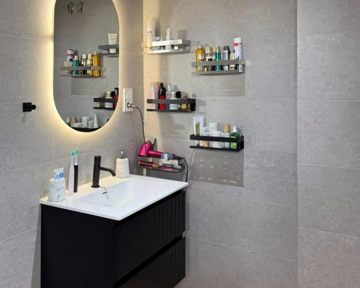 2159b3f1-c879-48f0-ab23-49aa30772ce8