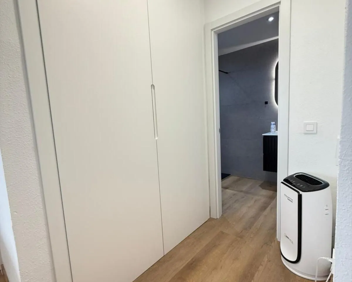 4c67e30e-0298-44aa-b4c7-f49805c1e964