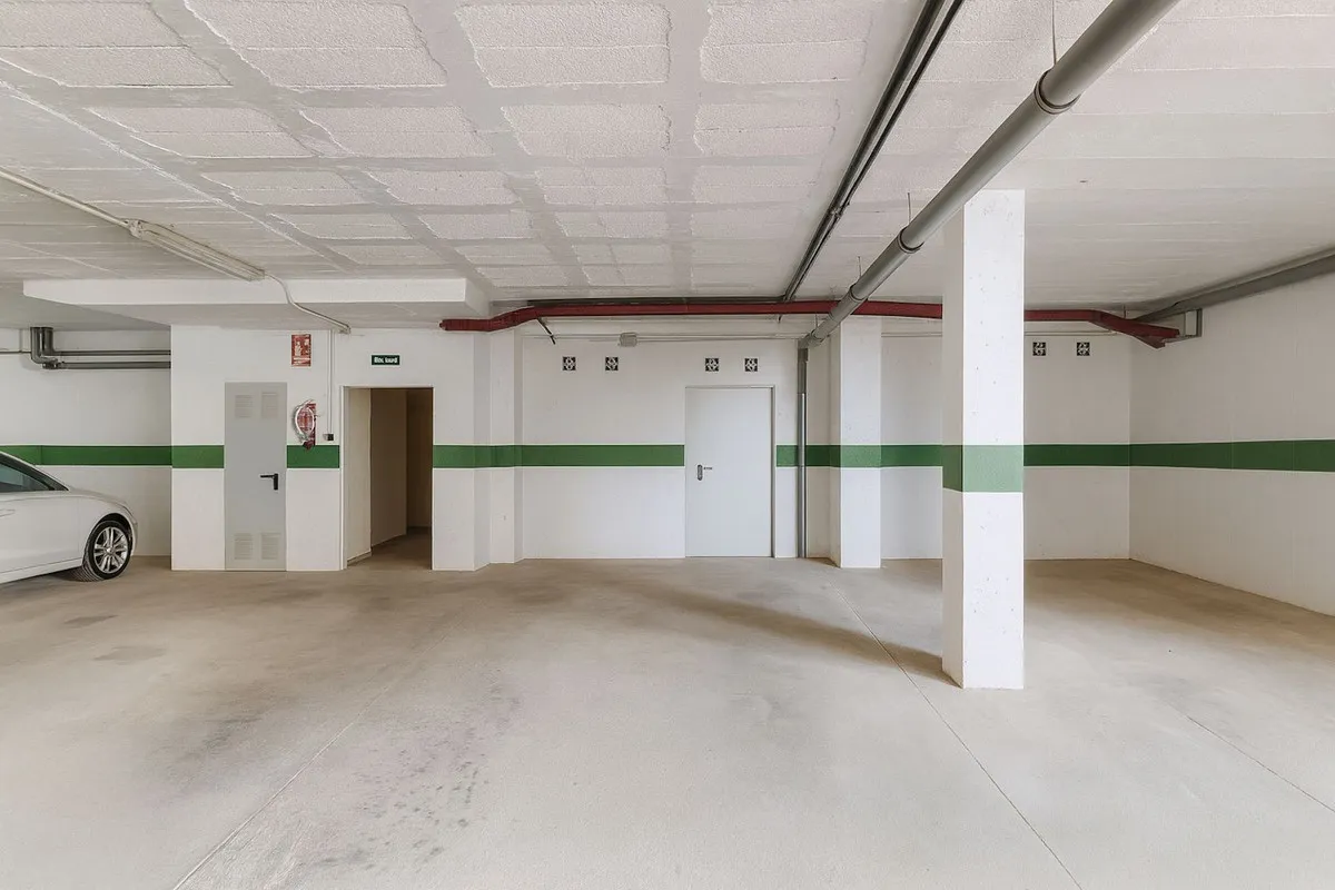 cdabbe26-e46e-4325-87e0-6306093dde5e