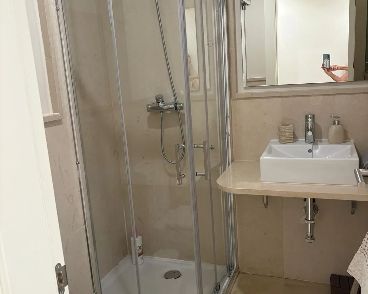 1ca1ad14-c370-47a2-8571-efdd83fa804e