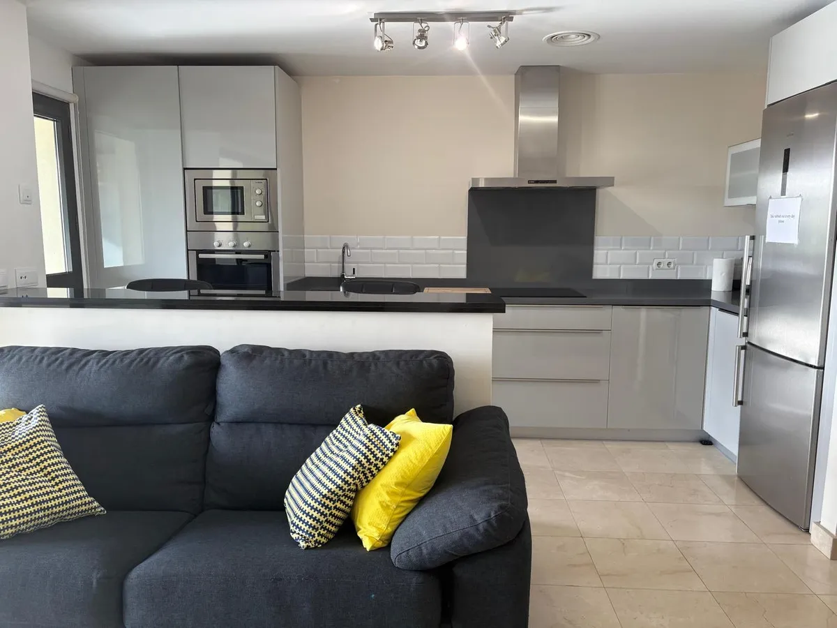 1ff48d94-d0fd-4a42-9b72-739ecc84c666