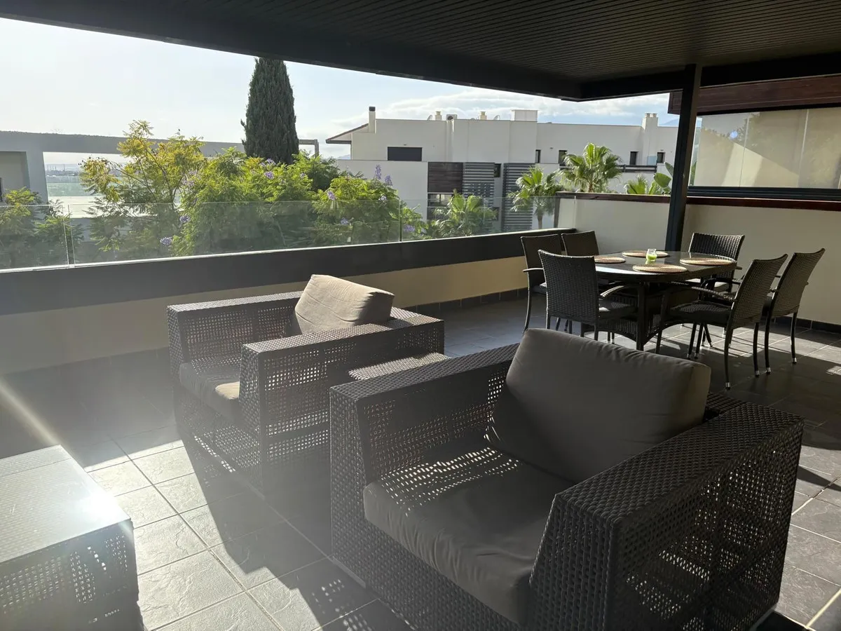 c02a15b8-46fb-4940-84fb-3106d64ded68