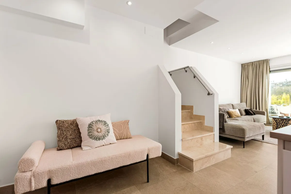 6610e8ef-8773-408c-91ec-6923a2962587