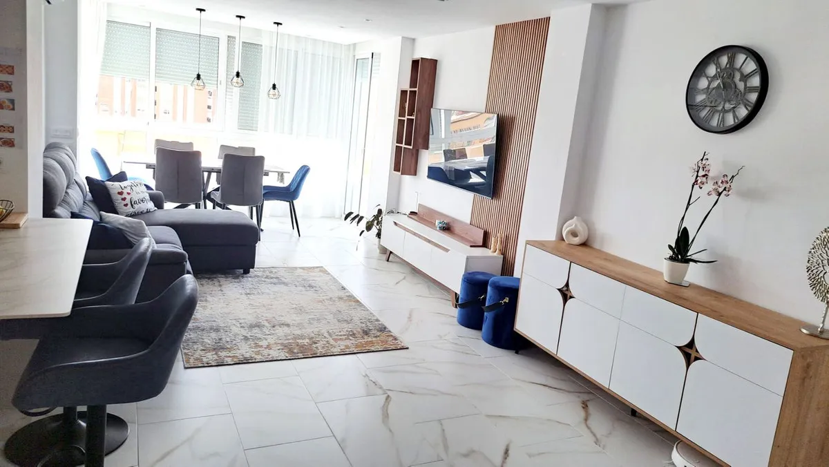 932a8ad4-0adb-47e4-8394-3c1891a8953d