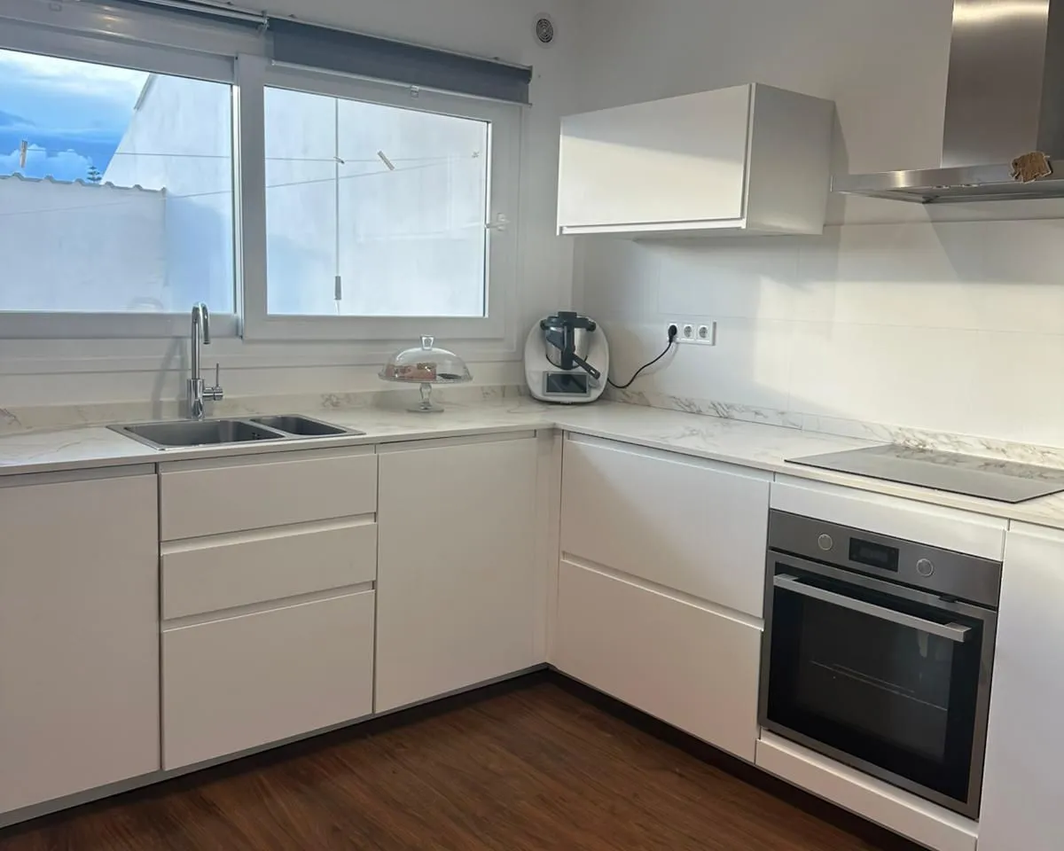 8df11092-e2fe-4c2e-9f05-db8a95b879ef