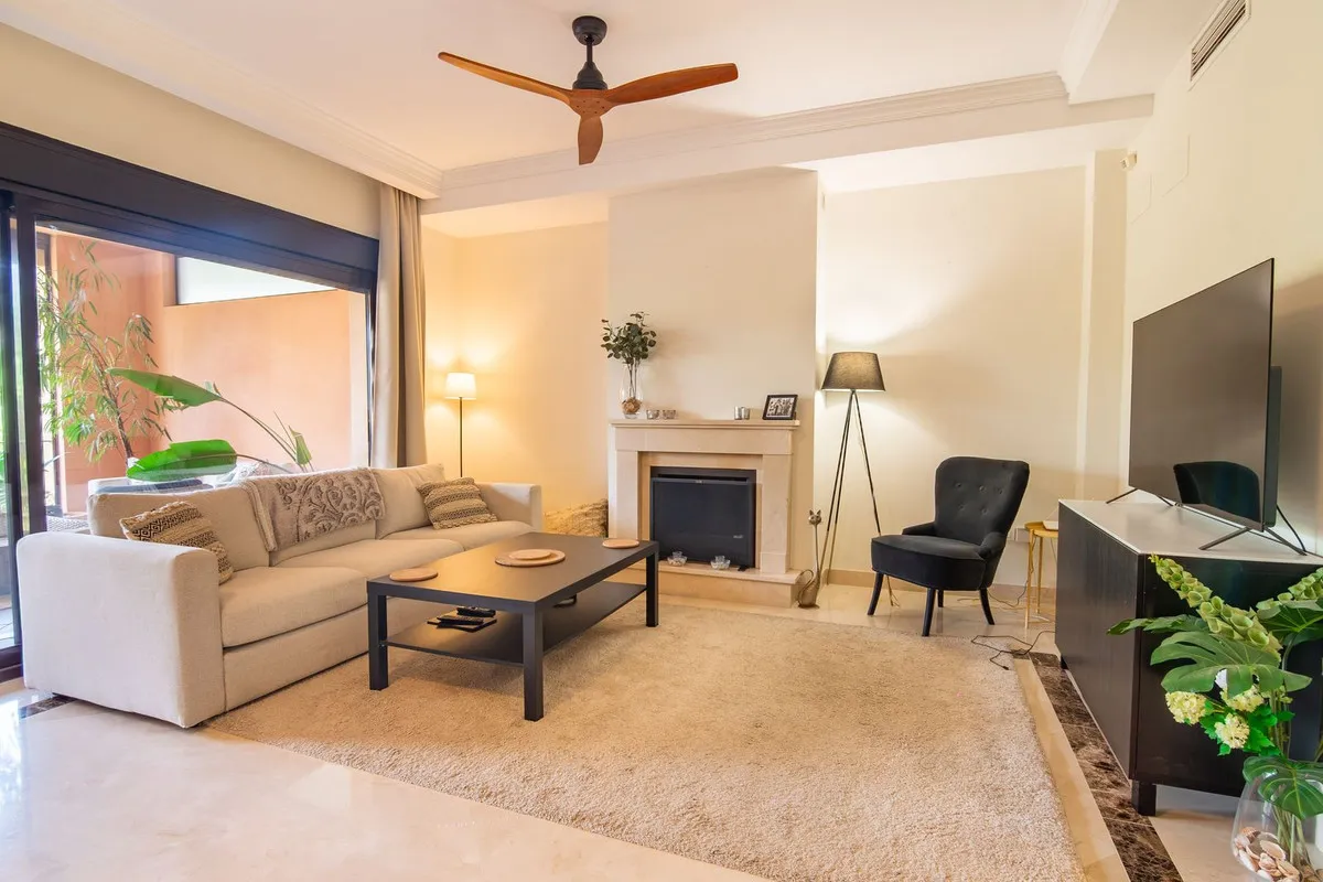 41eca39f-3b4a-453c-93b5-cc85f060d09e