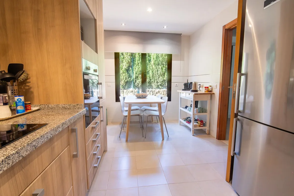 7f4656ca-b9af-434a-b25f-f94f9e8bc11f