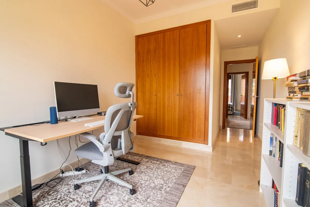 a8fe6de5-6d5e-4cc1-b4a1-f03ae389192f