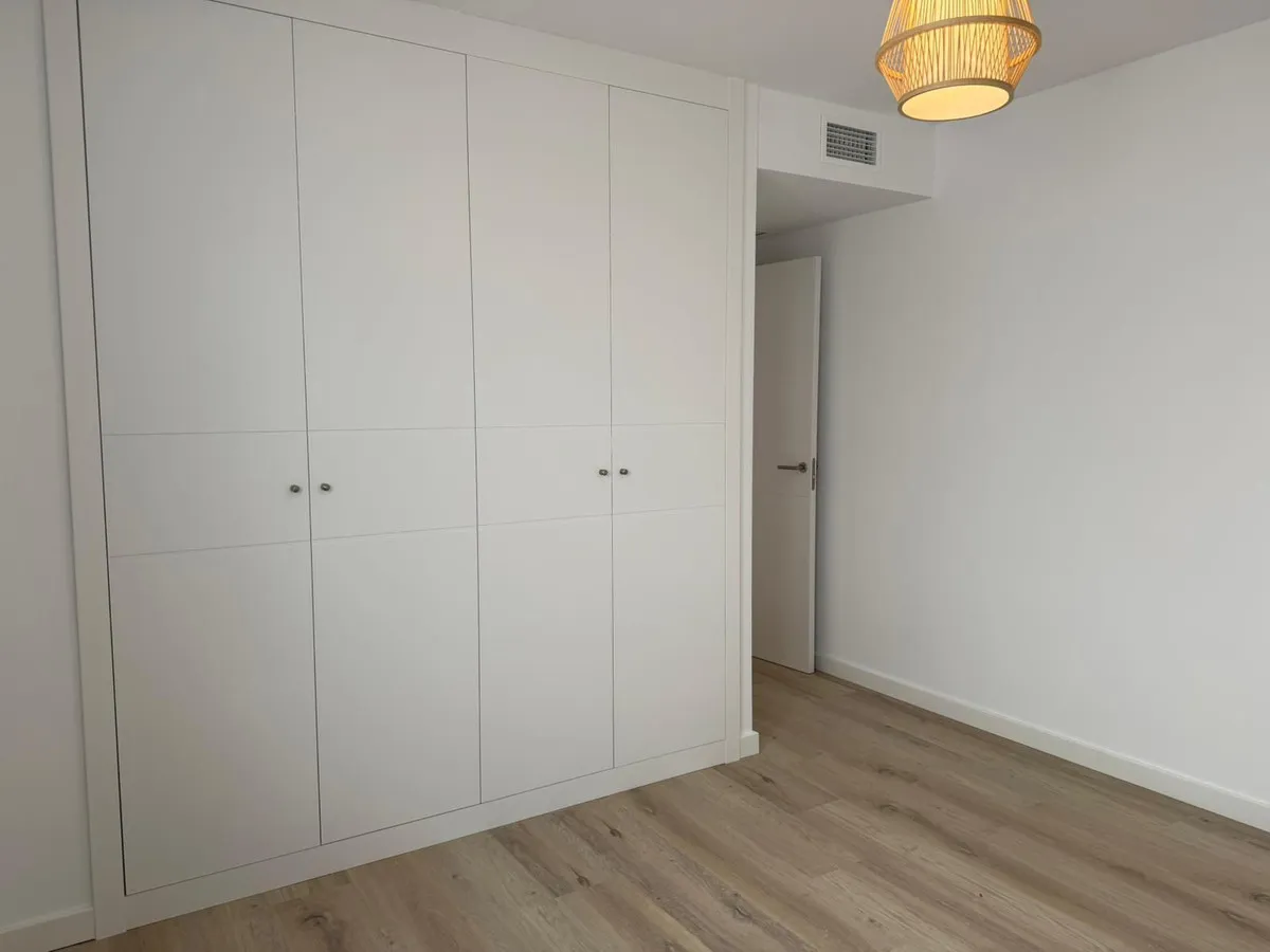 0409a515-3350-4913-af77-7995a693c2db