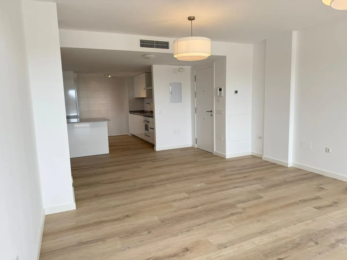 21dca0ed-e5a5-49f0-9ba6-2bb607bd1484