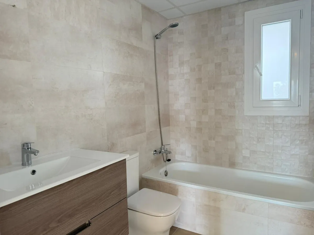 78afa8b2-e973-4f36-bff4-5bea974250e5