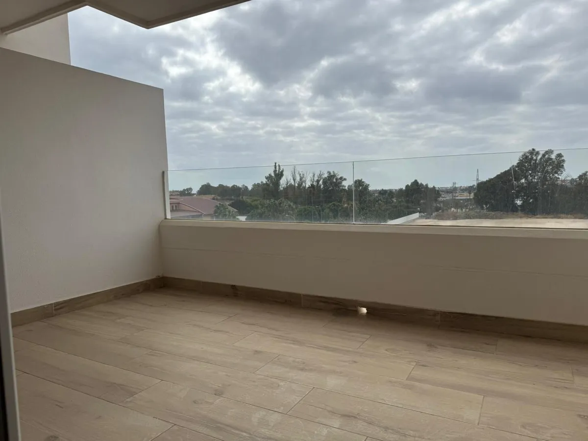 905bee6a-5191-47e9-9f8c-2fc88011e4c9