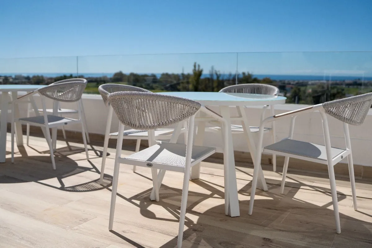 b9c7082c-7bc2-4593-91b7-ef95c28f100c