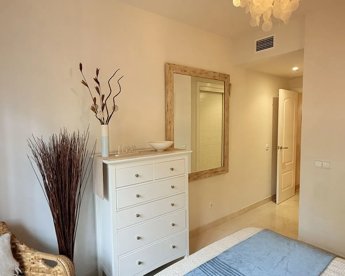 179600e1-ff81-469d-9792-3348d2f6f221