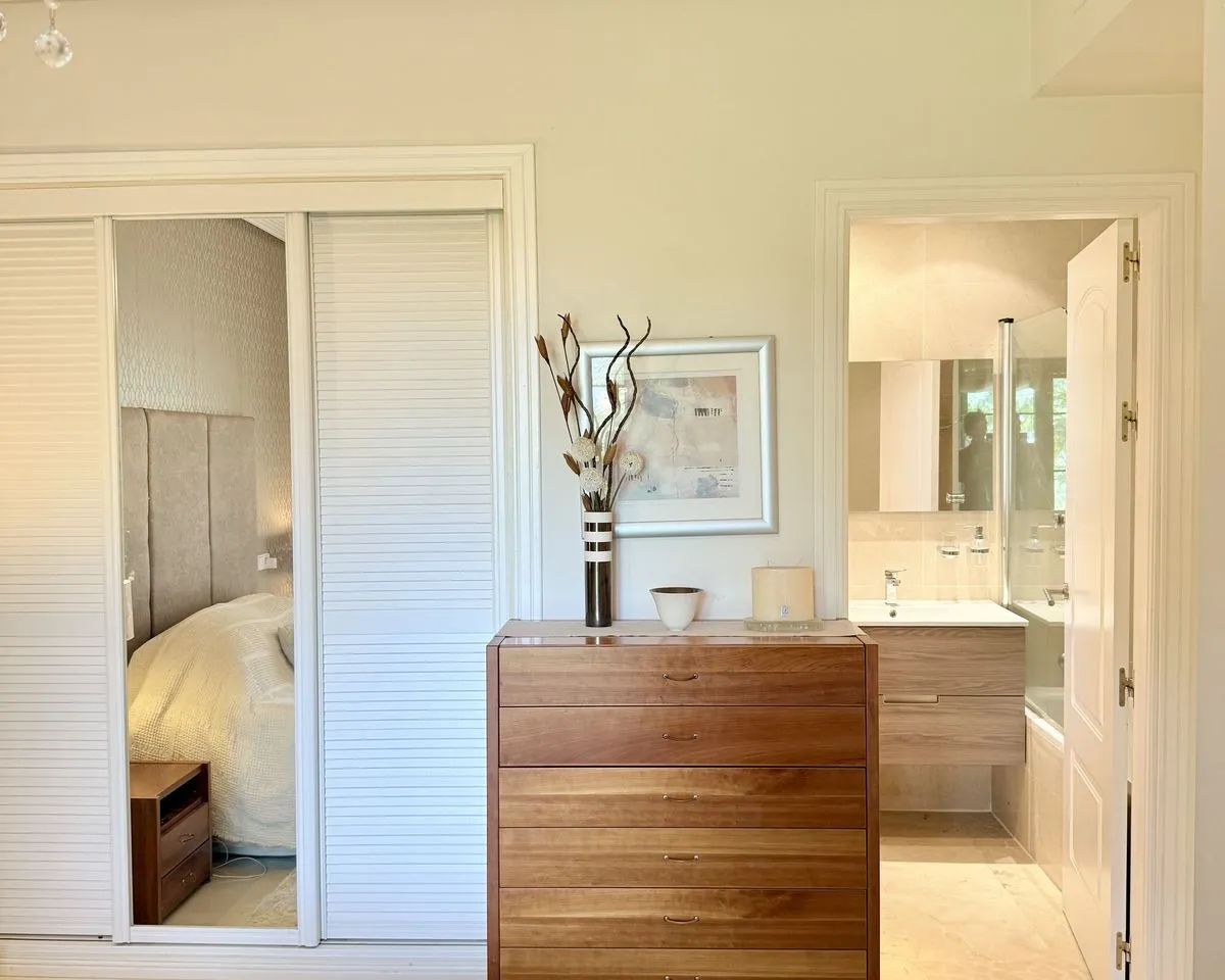 4a3cc4cf-b701-469d-8f47-57d553122264