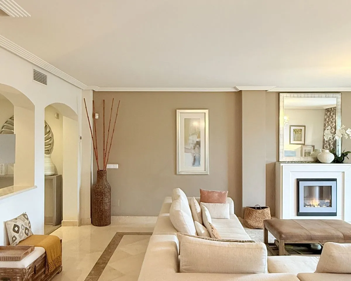 da7d802b-ed2e-4c66-9e2d-33ec9c7aca55