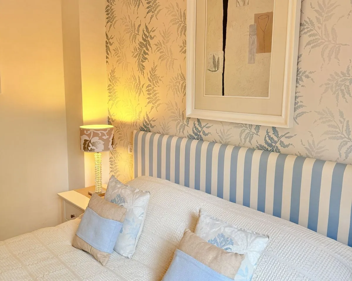 efd6fbad-691c-45ae-a178-e3df090e571c