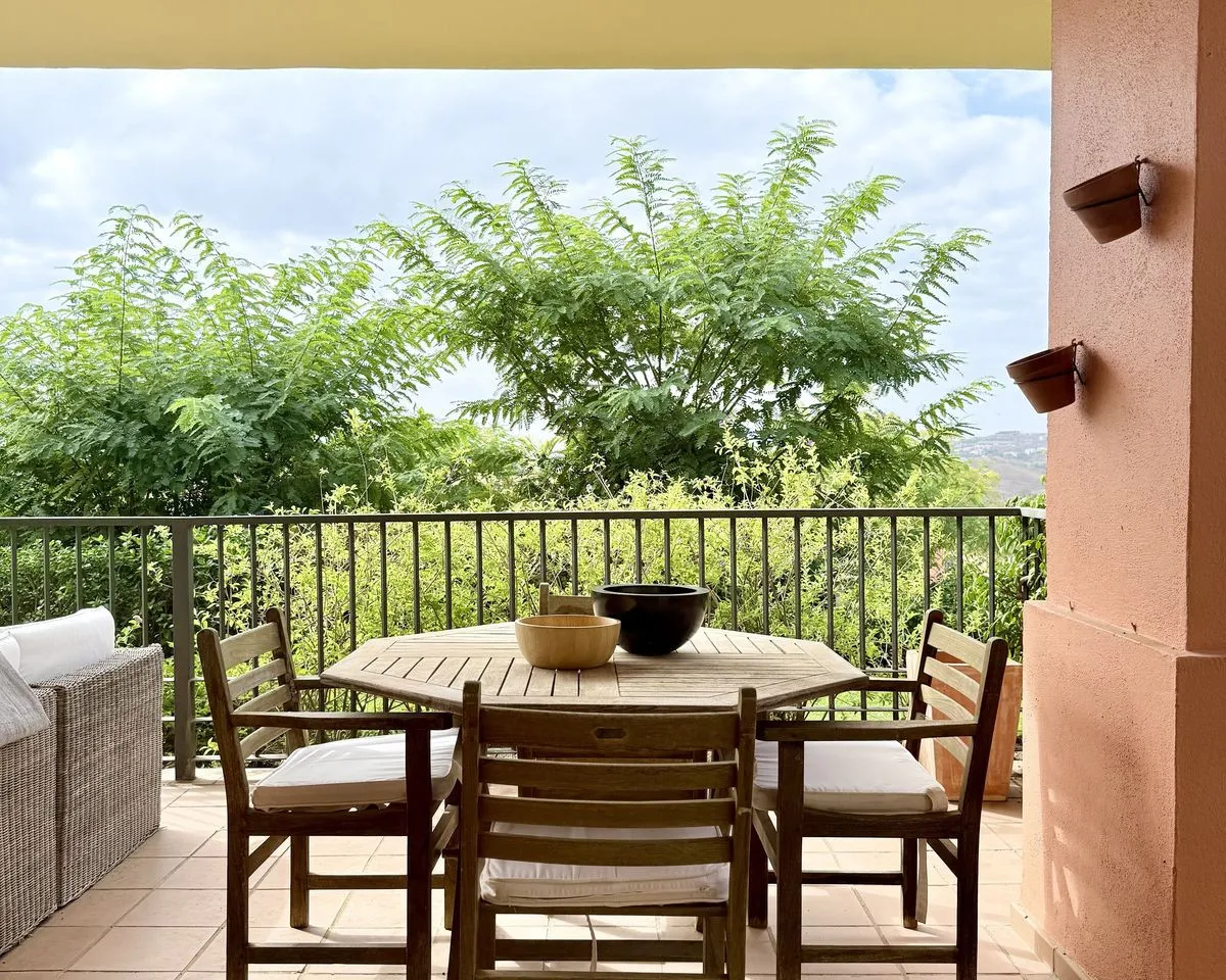 f1f0cb37-f99d-4405-8d51-fec33c7c1885