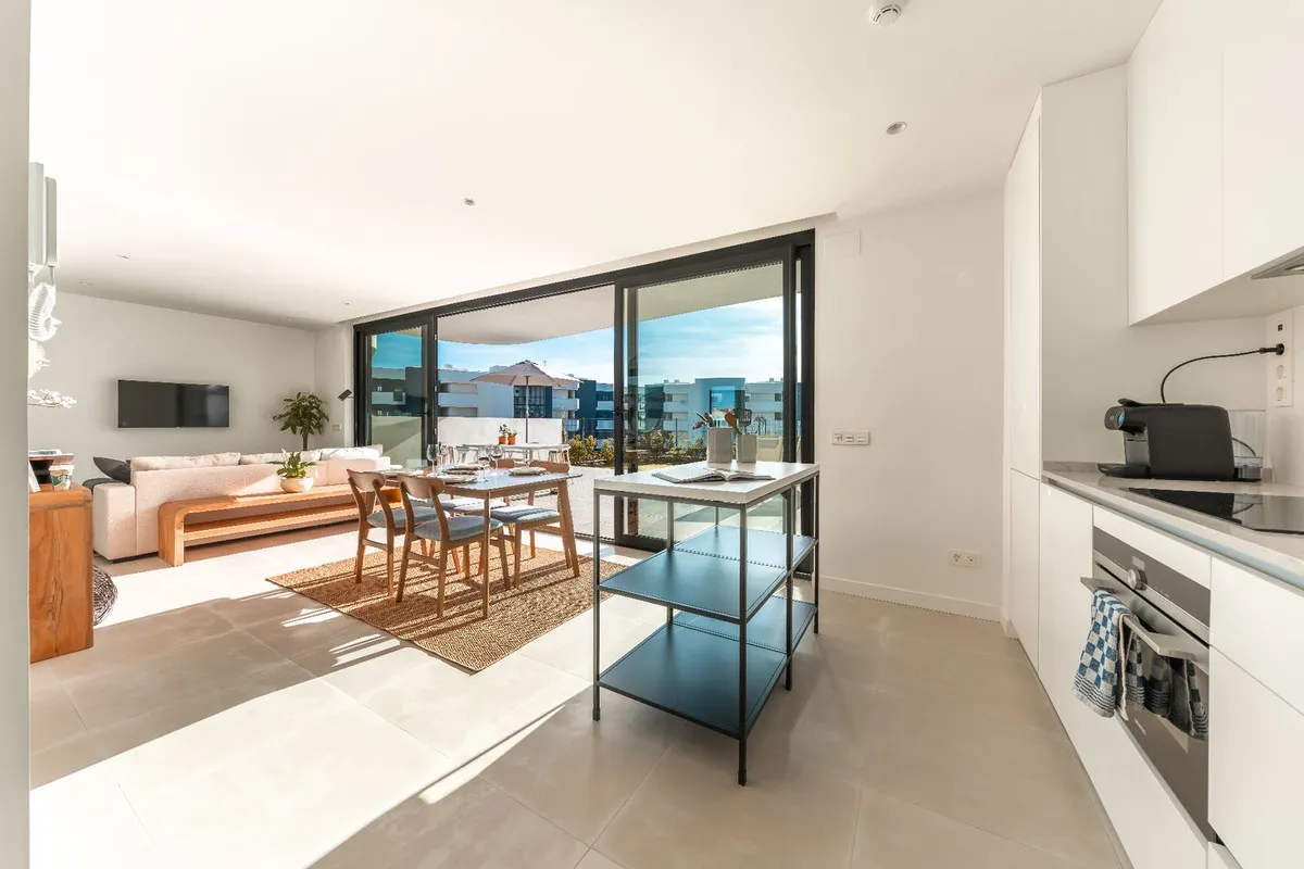 b705b1dd-cb40-4517-bb20-5f03680736f0