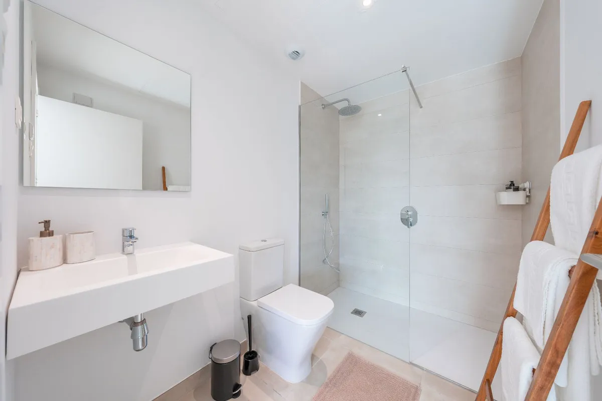 b871229d-03f9-49ec-a8bd-b64f0a4f0635