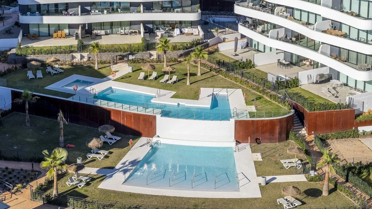 d456c0b6-2418-4fc6-945b-02ae17c72dfa