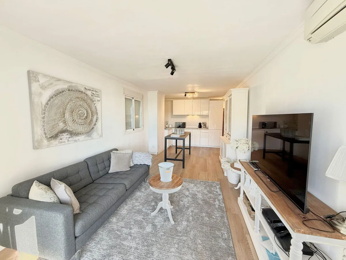 a72a7e7f-22d5-4e28-bc30-c094d9bb77f9