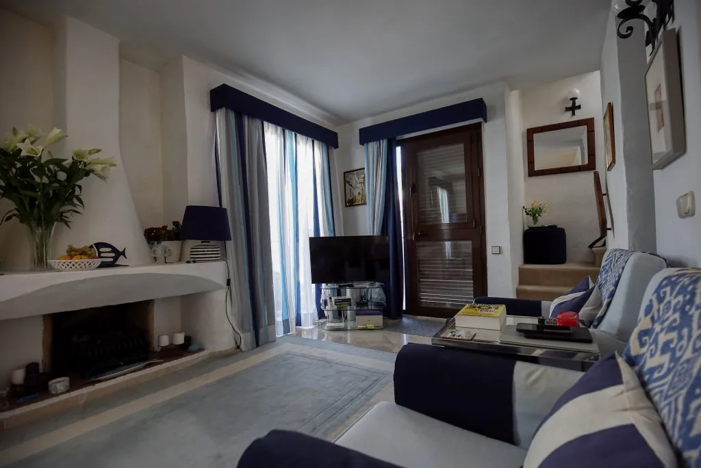 6fd0adbb-1c49-44db-8f0d-10eb2cc39c36