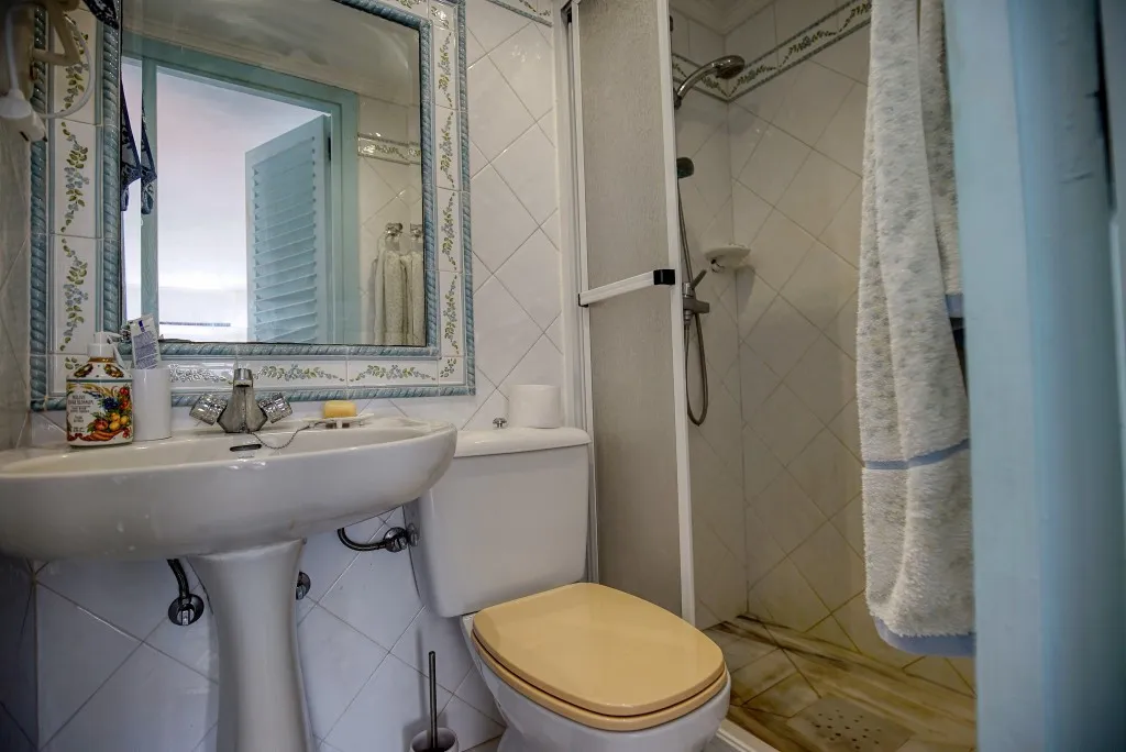 92557540-13a1-458d-9dad-1e8c3be79ee8