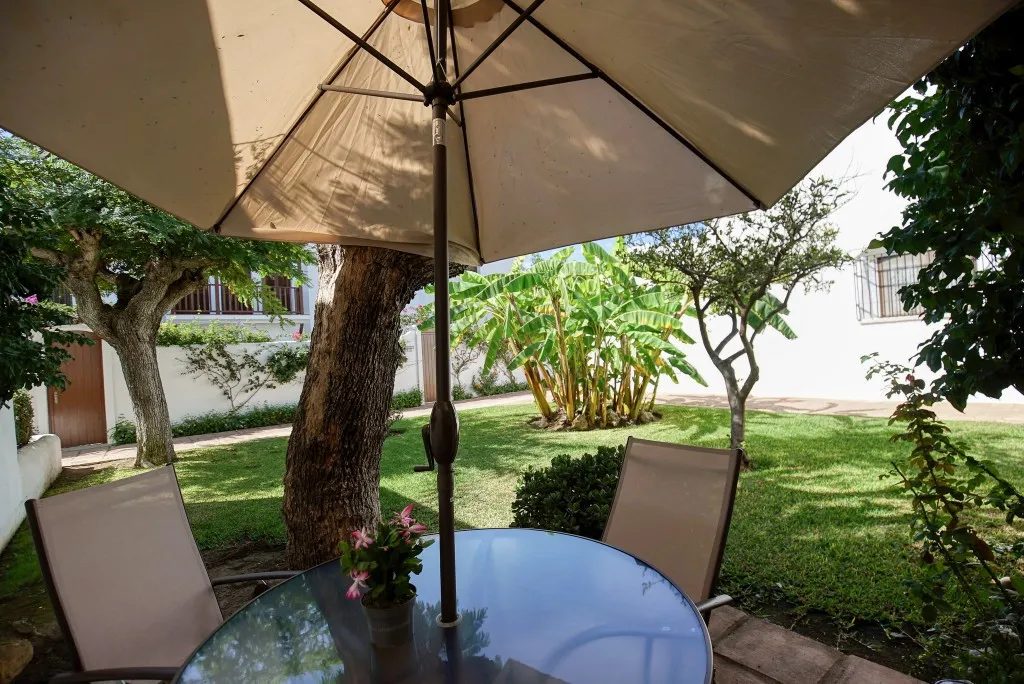 f6c17b37-5d08-46ef-8238-e006272c7c8c