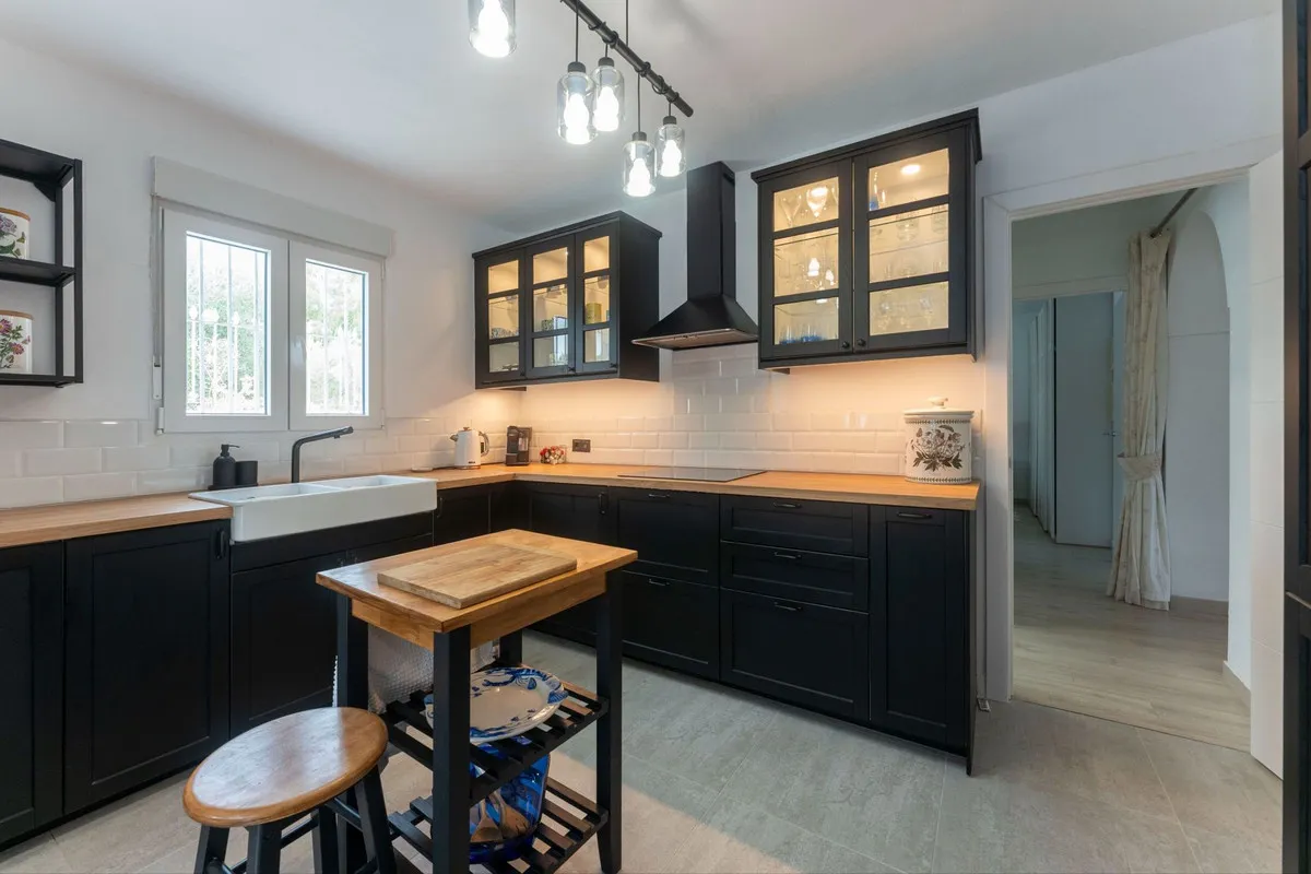 13e58721-6528-454f-9384-1e1c03906f43